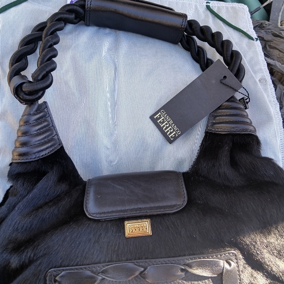 NEW VINTAGE ORIGINAL GIANFRANCO FERRE' DESIGN HANDBAG - Picture 9 of 11